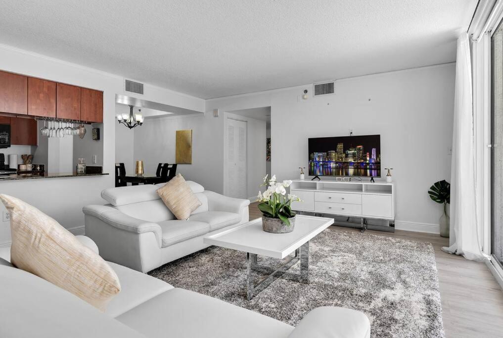 Modern 2/2 With Beautiful Ocean And Brickell Views Apartment Miami Exterior photo